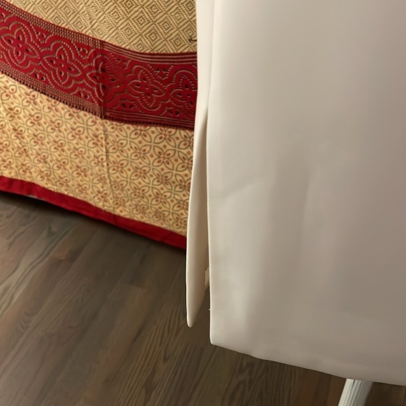 EUC J. Crew cream pencil skirt - Picture 4 of 7